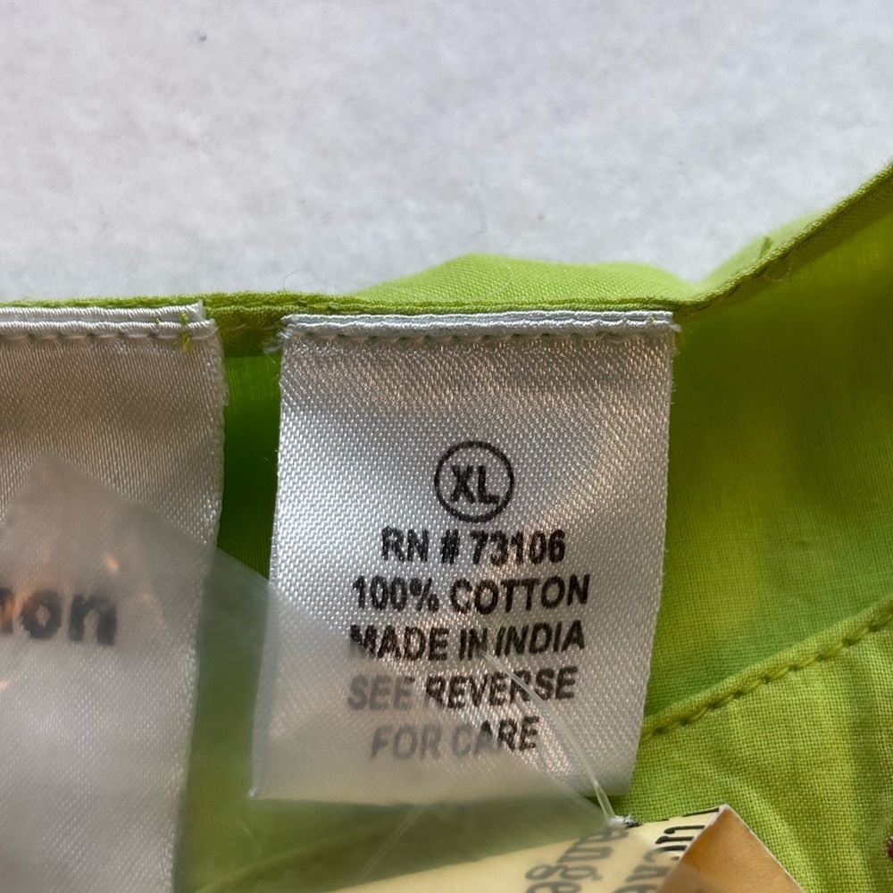 Michael Simon XL Lime Embroidered Chameleon Top NWT - Picture 6 of 15